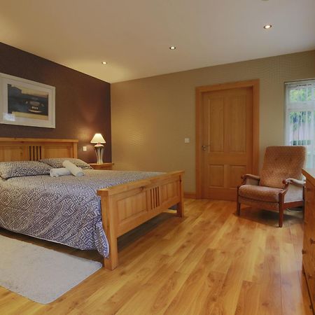 Spacious 4 Bedroom Home - 5 Min Walk To Town Enniskillen Eksteriør billede